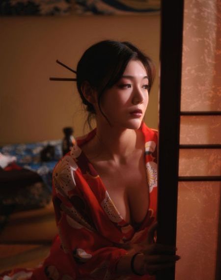 她是神话