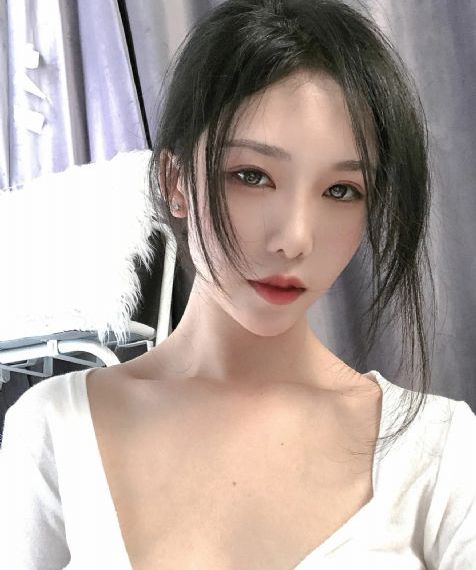 漂亮的女教师