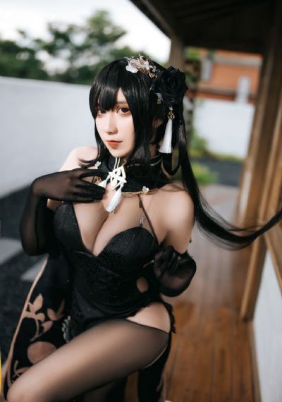 被闺蜜强啪百合小说h