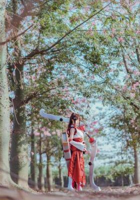 女主角