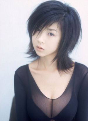 两男一女一起做韩国电影三级