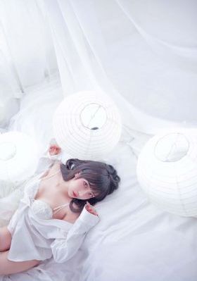 《荒岛求生》