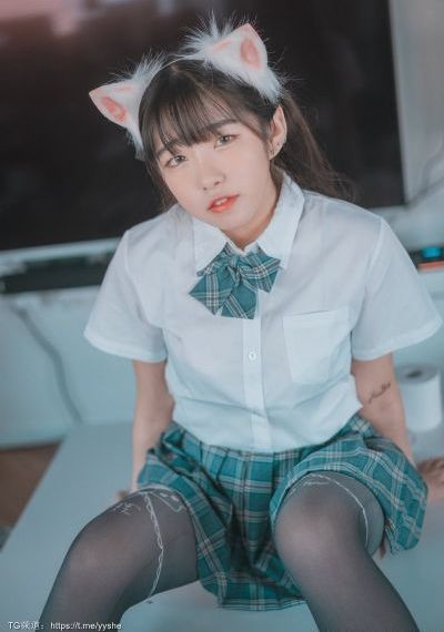 云墨雨间